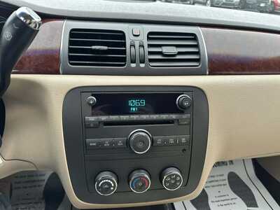 2007 Buick Lucerne, $3500. Photo 11