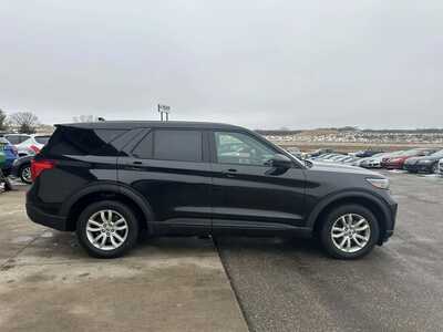 2020 Ford Explorer, $15999. Photo 10