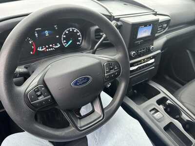 2020 Ford Explorer, $15999. Photo 11