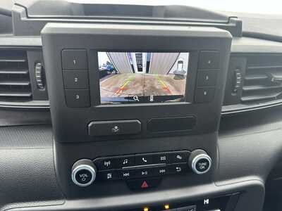 2020 Ford Explorer, $15999. Photo 6