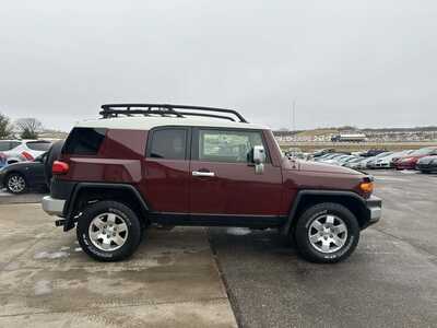 2008 Toyota FJ Cruiser, $10900. Photo 10
