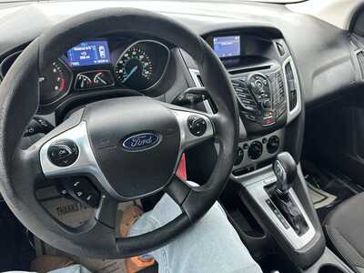 2014 Ford Focus, $2999. Photo 11