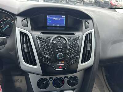2014 Ford Focus, $2999. Photo 12