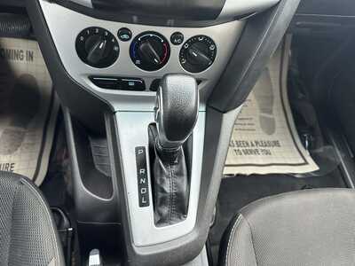 2014 Ford Focus, $2999. Photo 6