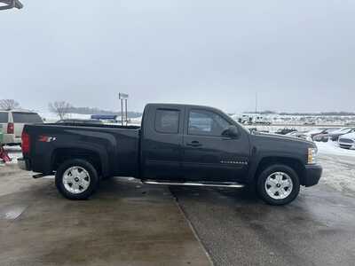 2009 Chevrolet SILVERADO 1500, $6999. Photo 9