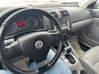 2009 Volkswagen Jetta, $4200. Photo 11