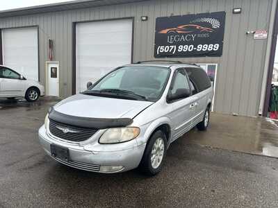 2003 Chrysler TOWN AND, $999. Photo 1
