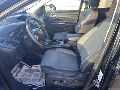 2017 Ford Escape, $4999. Photo 8
