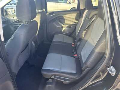 2017 Ford Escape, $4999. Photo 9