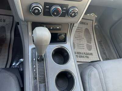 2013 Chevrolet Traverse, $4500. Photo 7