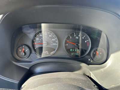 2012 Jeep Patriot, $3999. Photo 4