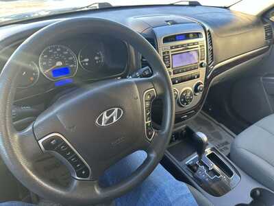 2012 Hyundai Santa Fe, $5400. Photo 11