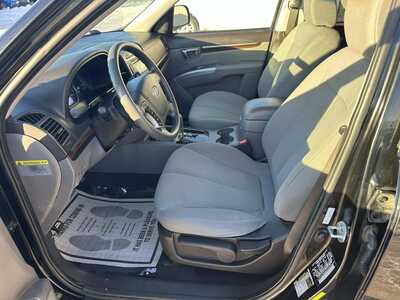 2012 Hyundai Santa Fe, $5400. Photo 7