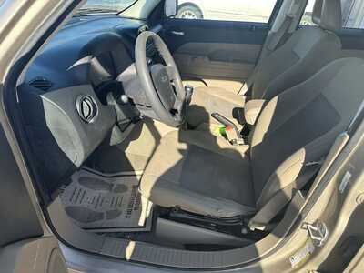 2009 Jeep Patriot, $1600. Photo 7