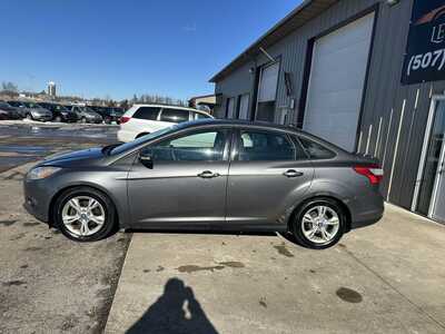 2013 Ford Focus, $2600. Photo 9