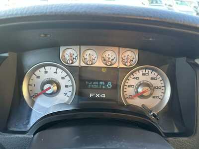 2009 Ford F150 Crew Cab, $2500. Photo 4