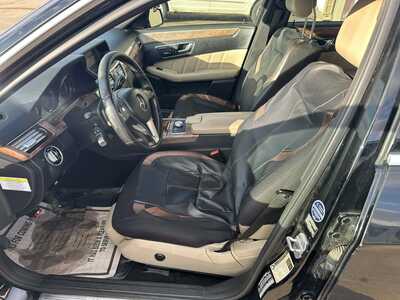 2012 Mercedes-Benz E-Class, $3999. Photo 7