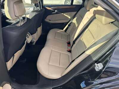 2012 Mercedes-Benz E-Class, $3999. Photo 8