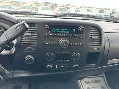 2013 Chevrolet 1500 Crew Cab, $6999. Photo 11