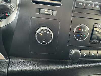 2013 Chevrolet 1500 Crew Cab, $6999. Photo 12