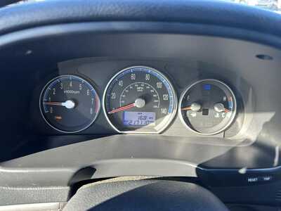 2009 Hyundai Santa Fe, $2999. Photo 4