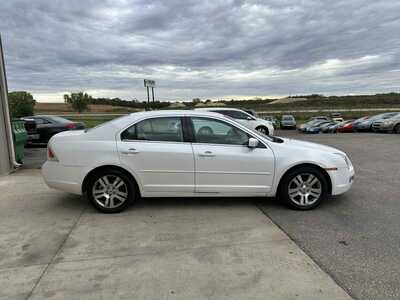 2009 Ford Fusion, $2500. Photo 10