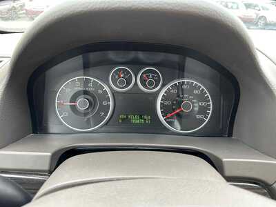 2009 Ford Fusion, $2500. Photo 4