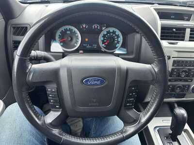 2010 Ford Escape, $1900. Photo 5