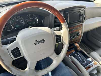 2007 Jeep Grand Cherokee, $3999. Photo 11