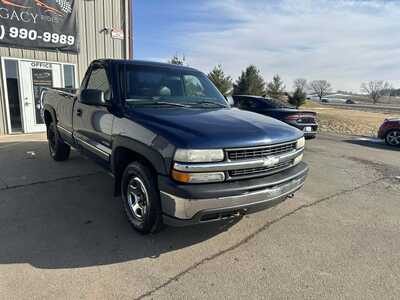 2000 Chevrolet SILVERADO 1500, $1600. Photo 3