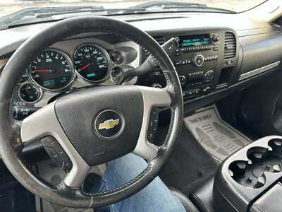 2013 Chevrolet SILVERADO 1500, $6500. Photo 10