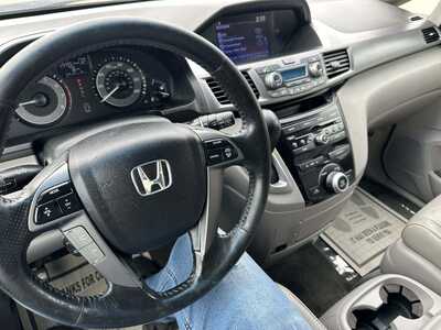 2013 Honda Odyssey, $2999. Photo 12