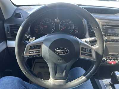2013 Subaru Legacy, $3999. Photo 5