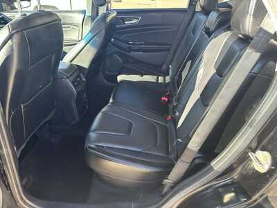 2016 Ford Edge, $5600. Photo 9