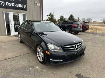 2012 Mercedes-Benz C-Class, $3500. Photo 3
