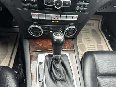 2012 Mercedes-Benz C-Class, $3500. Photo 6