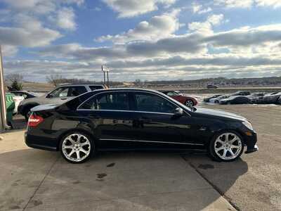 2012 Mercedes-Benz E-Class, $3999. Photo 10