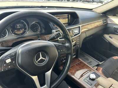 2012 Mercedes-Benz E-Class, $3999. Photo 11