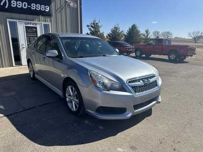 2013 Subaru Legacy, $3999. Photo 3