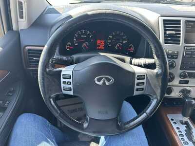 2008 Infiniti QX56, $2600. Photo 5