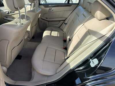 2010 Mercedes-Benz E-Class, $5500. Photo 8