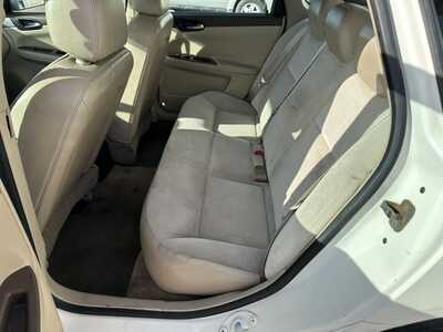2008 Chevrolet Impala, $2999. Photo 7