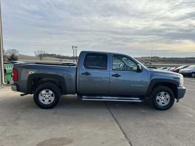 2011 Chevrolet 1500 Crew Cab, $5999. Photo 9