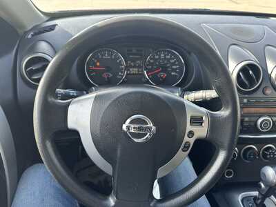 2011 Nissan Rogue, $1999. Photo 5
