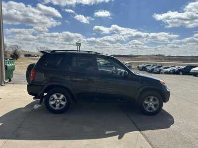 2004 Toyota RAV4, $2600. Photo 10
