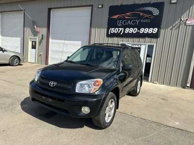 2004 Toyota RAV4, $2600. Photo 1