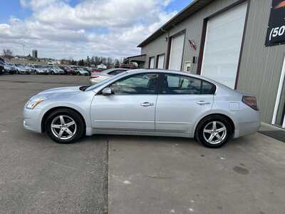 2012 Nissan Altima, $3500. Photo 10