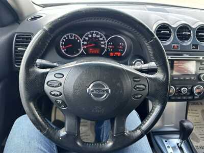 2012 Nissan Altima, $3500. Photo 5