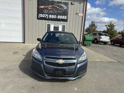 2013 Chevrolet Malibu, $2999. Photo 2