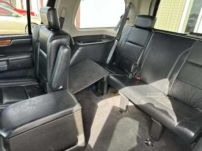 2008 Infiniti QX56, $2600. Photo 10